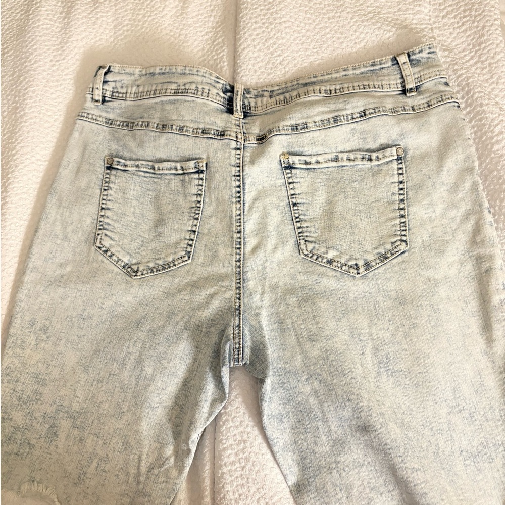 Blue Distressed Jean Shorts with Raw Hem - Picture 3 of 5